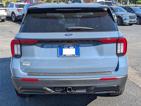 New 2026 Ford Explorer ST-Line w/ ST-Line Street Pack RWD image 10
