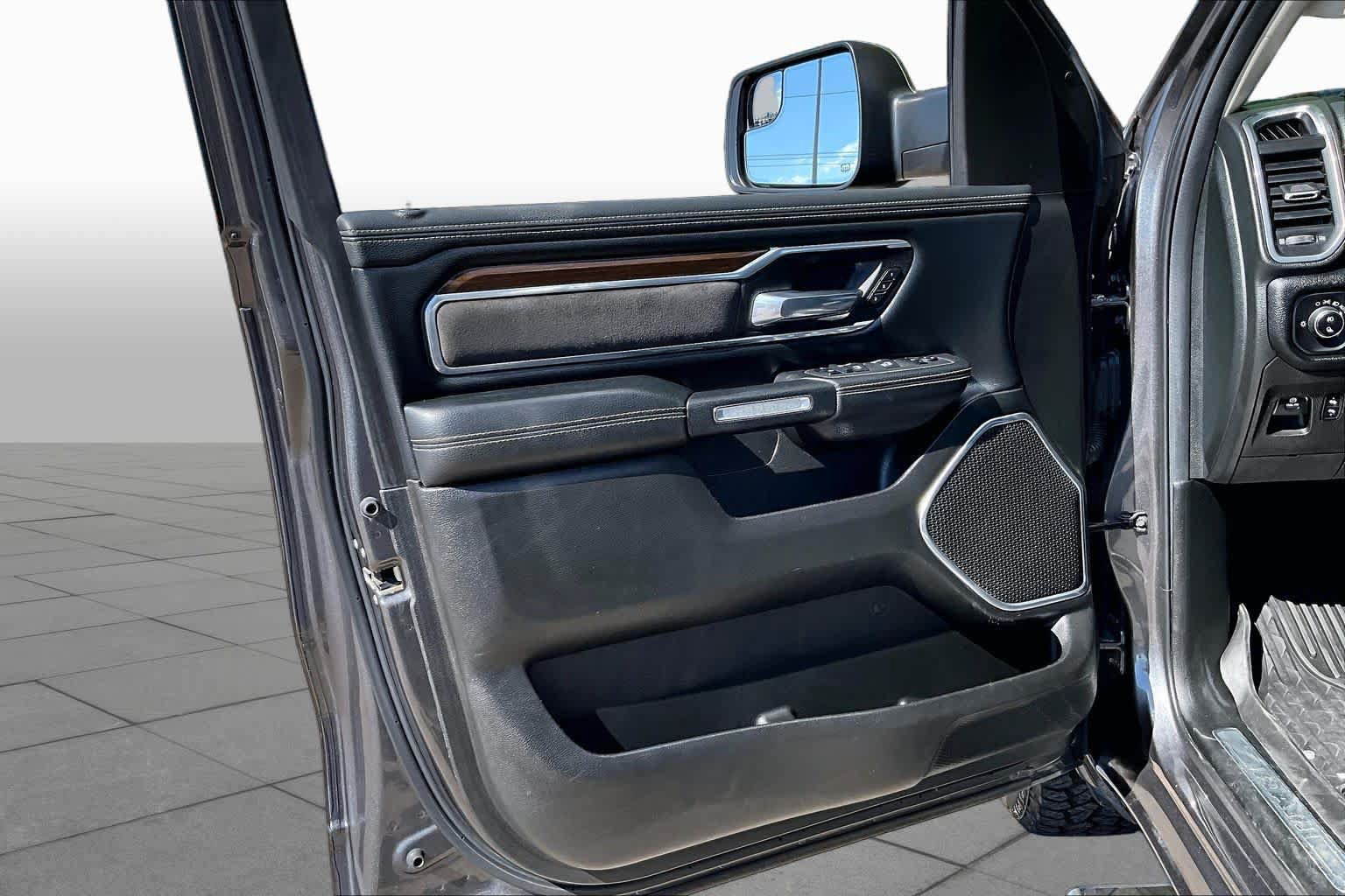 Used 2022 RAM 1500 Laramie RWD image 21