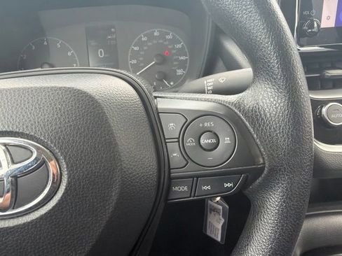 Used 2024 Toyota Corolla LE FWD image 38