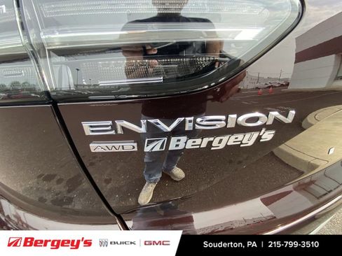 Certified 2021 Buick Envision Avenir w/ Technology Package II AWD/4WD image 36