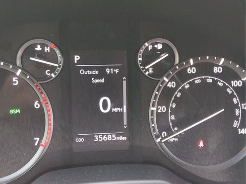 Used 2021 Lexus GX 460 Premium w/ Premium Package AWD/4WD image 27