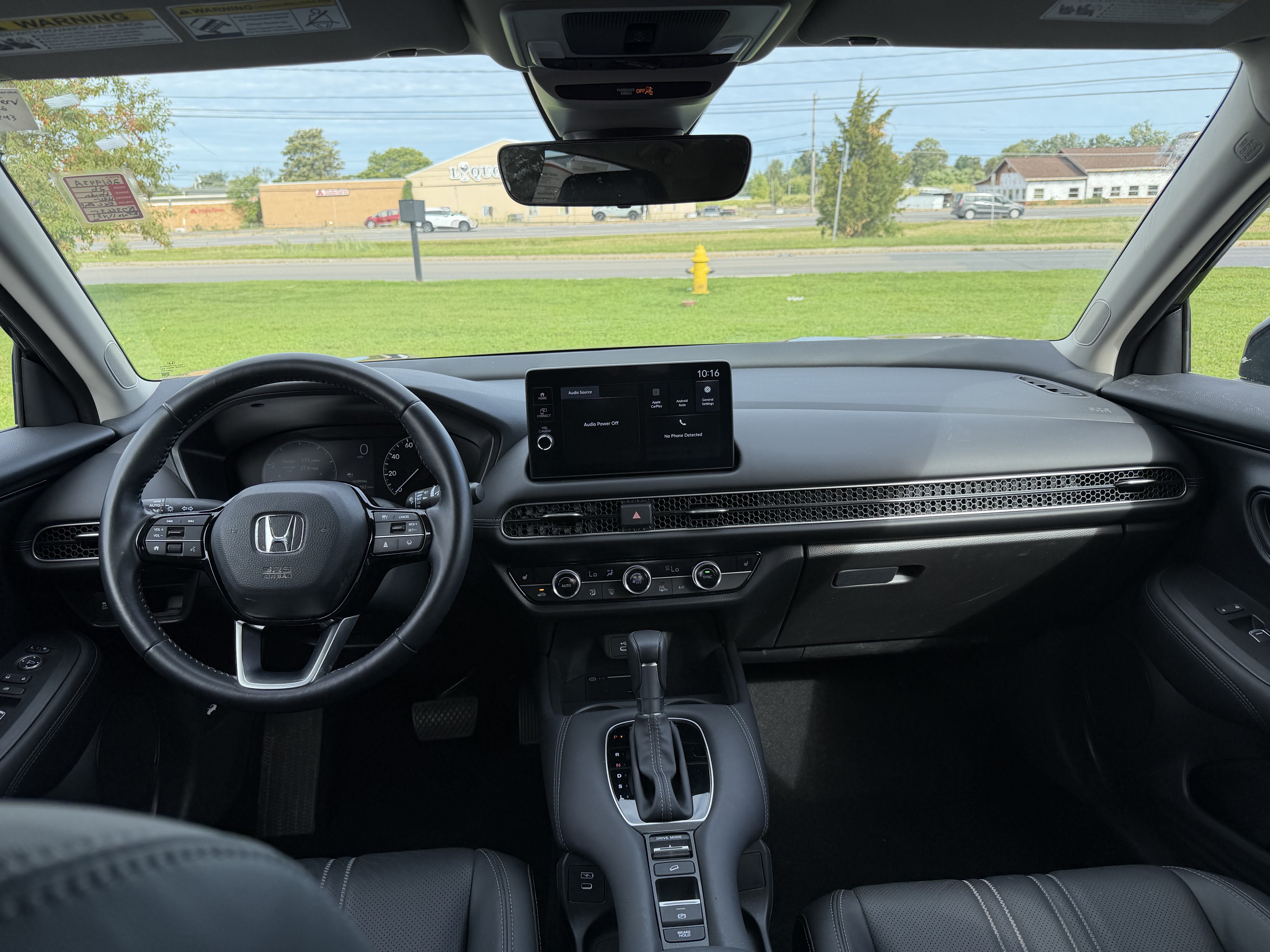 Used 2026 Honda HR-V EX-L image 11