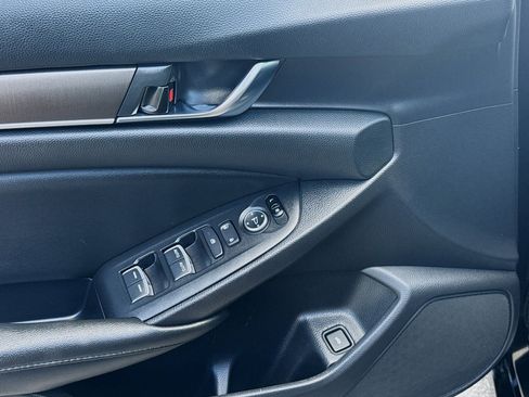 Used 2021 Honda Accord LX image 16