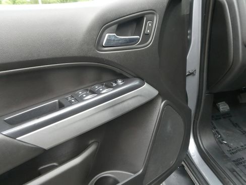 Used 2019 Chevrolet Colorado LT w/ LT Convenience Package AWD/4WD image 14
