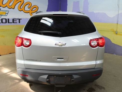 Used 2012 Chevrolet Traverse LS FWD image 7