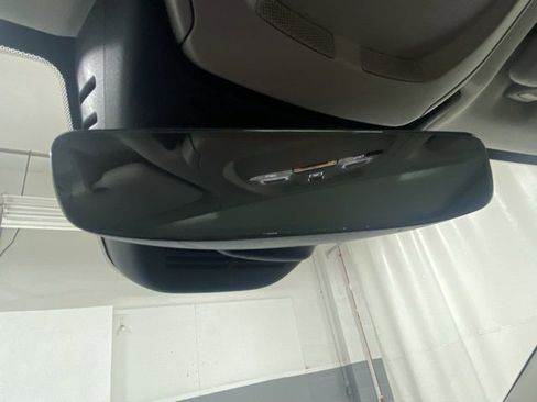 Used 2025 Volvo XC60 B5 Core image 28