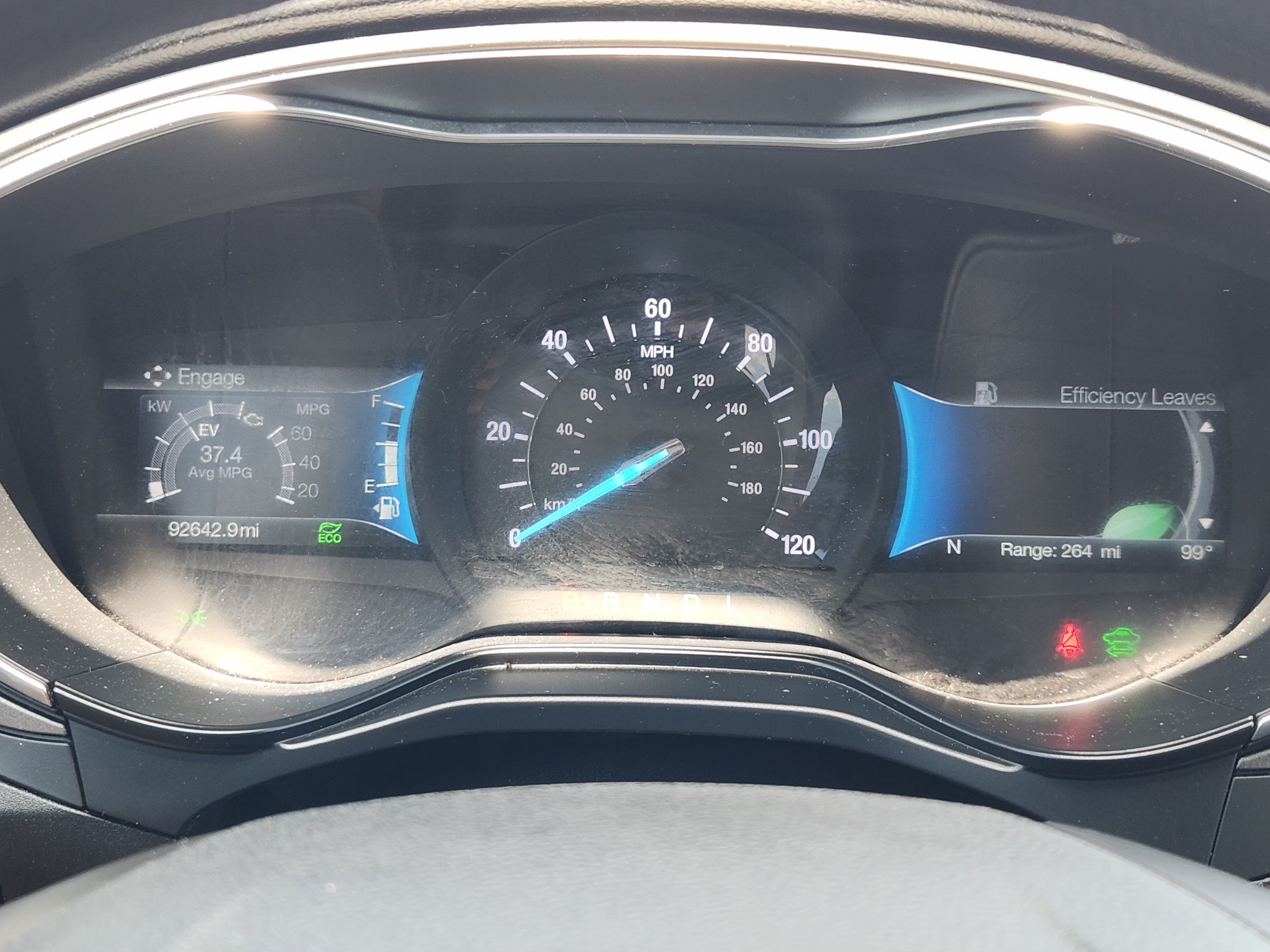 Used 2019 Ford Fusion SE FWD image 17