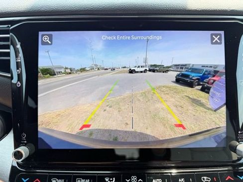 Used 2025 Jeep Wagoneer Series III w/ Premium Group I AWD/4WD image 33