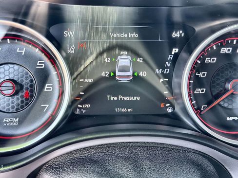 Used 2022 Dodge Charger Scat Pack w/ Dynamics Package RWD image 10