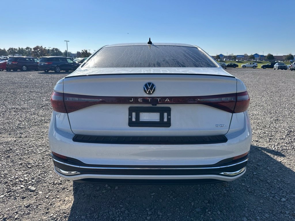 Used 2026 Volkswagen Jetta SEL FWD image 9