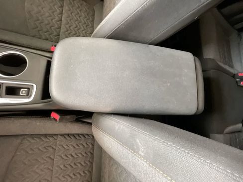 Used 2024 Chevrolet Equinox LT w/ LPO, Floor Liner Package AWD/4WD image 21