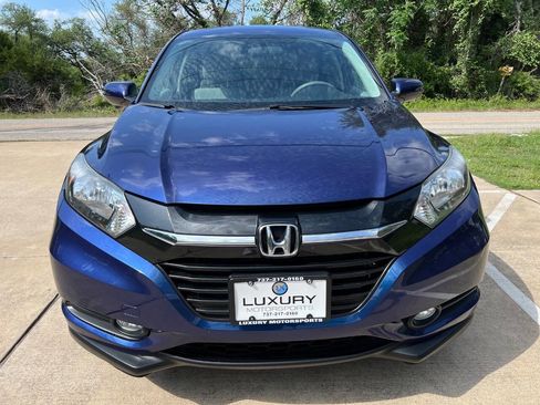 Used 2016 Honda HR-V EX image 2