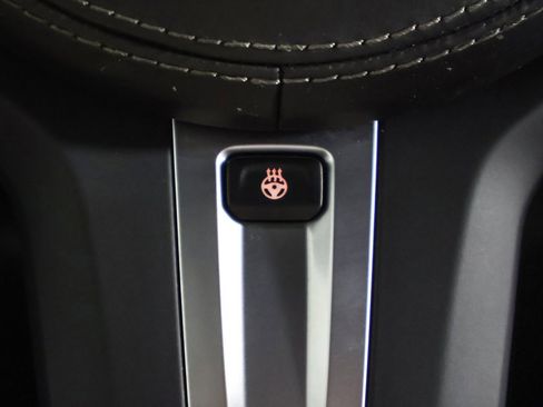 Used 2022 BMW X7 xDrive40i w/ M Sport Package image 48