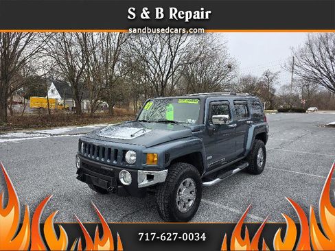 Used 2007 HUMMER H3 Adventure image 1