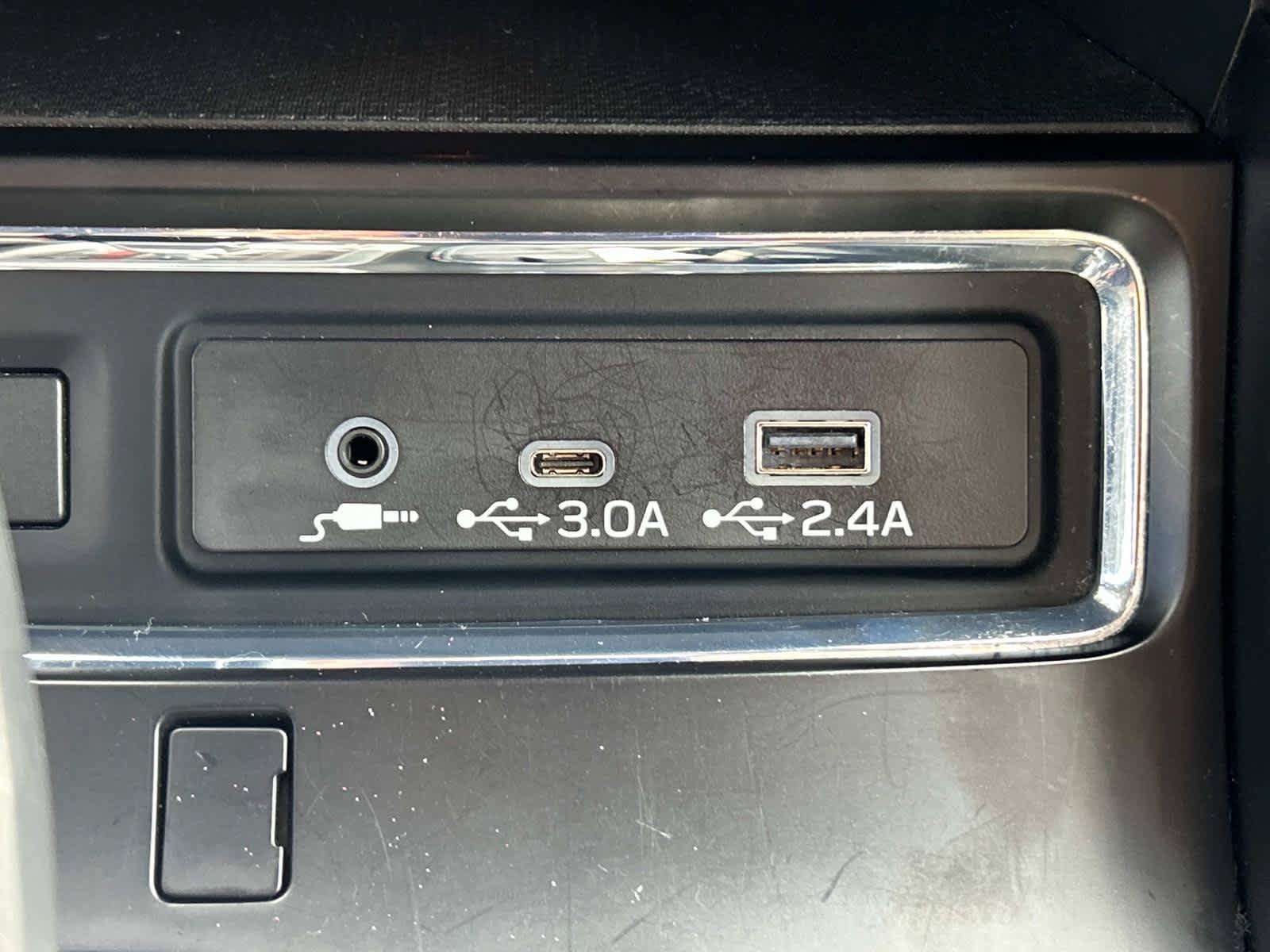 Used 2025 Subaru Ascent Premium AWD/4WD image 34