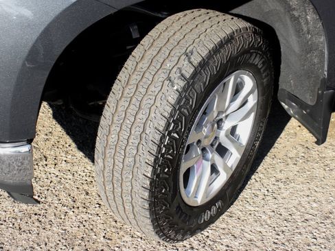 Used 2020 Chevrolet Silverado 1500 LT w/ All-Star Edition image 39