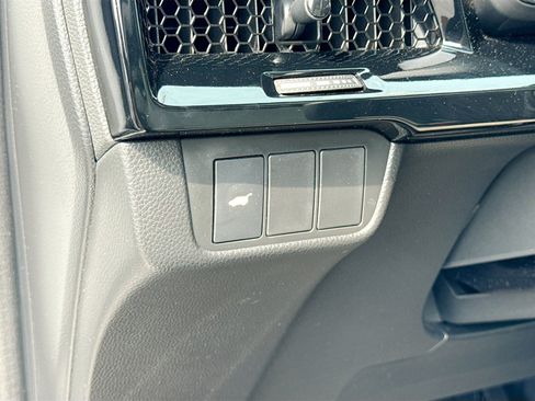 Used 2026 Honda CR-V EX-L image 10