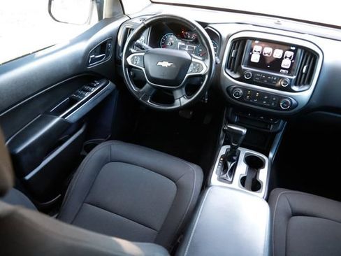 Used 2017 Chevrolet Colorado LT w/ LT Convenience Package image 25