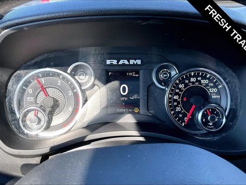 Used 2024 RAM 3500 Tradesman w/ Chrome Appearance Group AWD/4WD image 15
