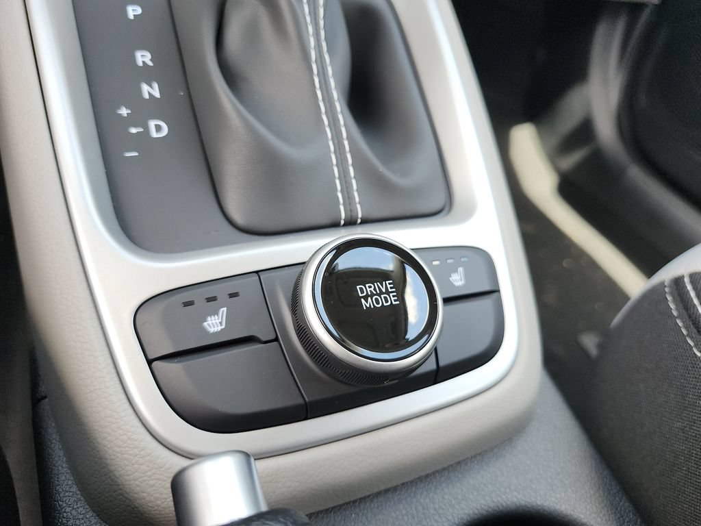 New 2026 Hyundai Venue SEL FWD image 30