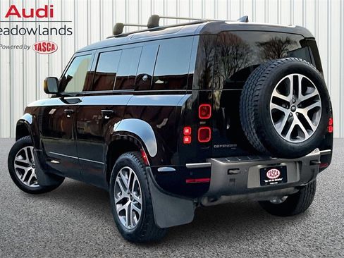 Used 2023 Land Rover Defender 110 X-Dynamic SE image 4