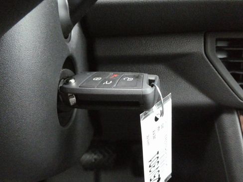 New 2025 Volkswagen Jetta S image 9