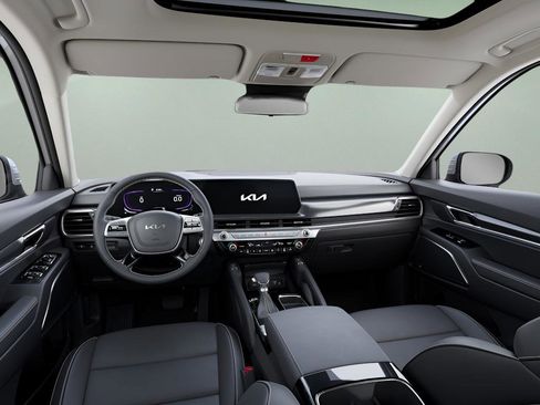 New 2025 Kia Telluride S image 14