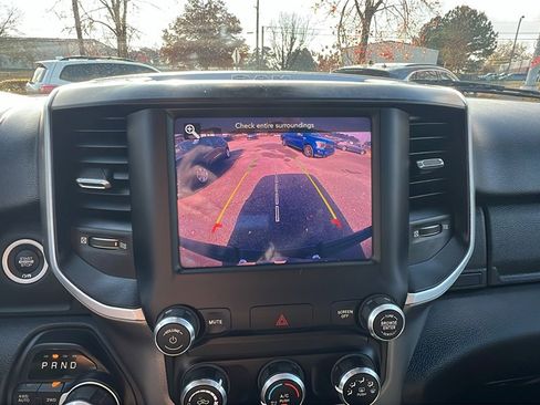 Used 2019 RAM 1500 Big Horn image 32