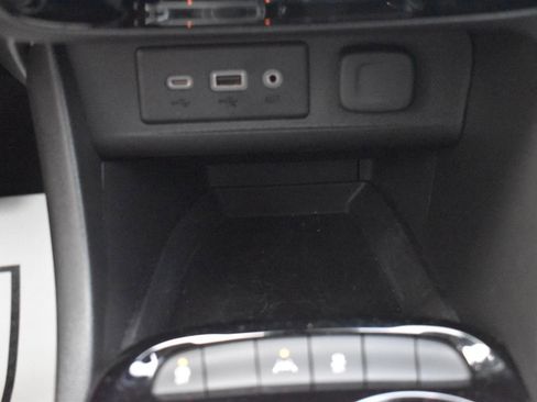 Used 2020 Buick Encore GX Select image 37