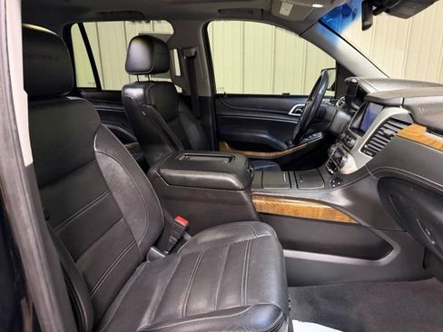 Used 2020 GMC Yukon Denali w/ Denali Premium Package AWD/4WD image 33