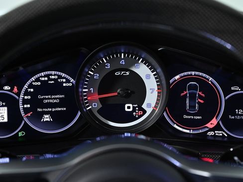 Used 2020 Porsche Panamera GTS image 16