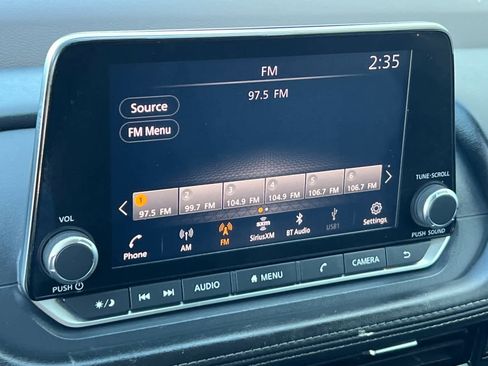 Used 2022 Nissan Rogue SV image 22