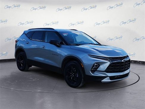 New 2025 Chevrolet Blazer LT w/ Convenience Package image 7