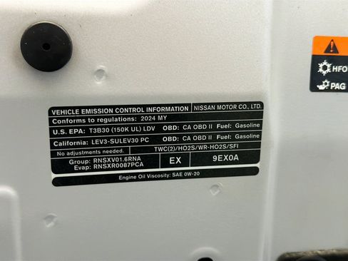 Used 2024 Nissan Versa SV FWD image 17