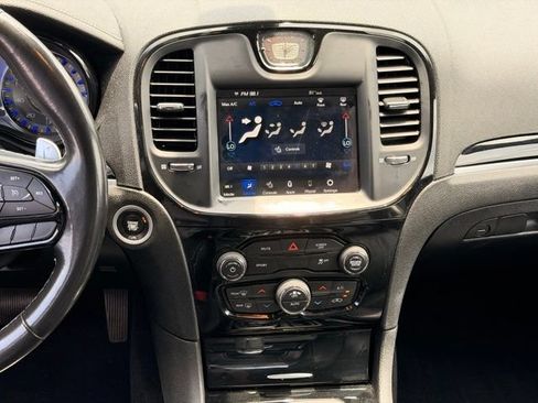 Used 2020 Chrysler 300 S RWD image 15