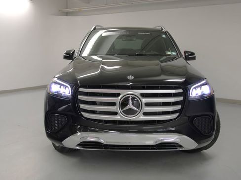 Certified 2026 Mercedes-Benz GLS 450 4MATIC image 3