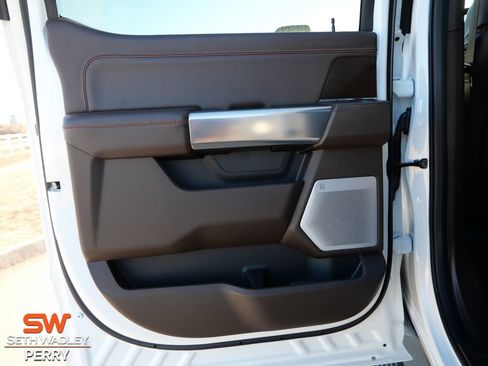 Used 2026 Ford F450 King Ranch w/ FX4 Off-Road Package image 15