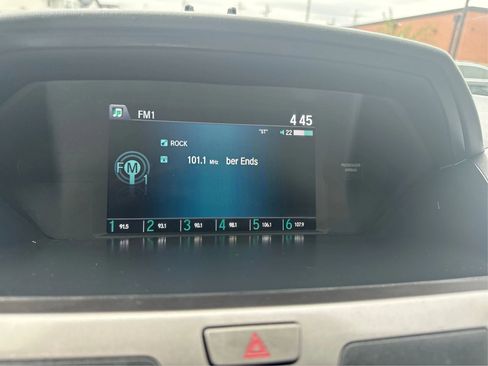 Used 2015 Honda Odyssey LX image 15