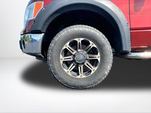 Used 2014 Ford F150 XLT w/ XLT Convenience Package AWD/4WD image 9