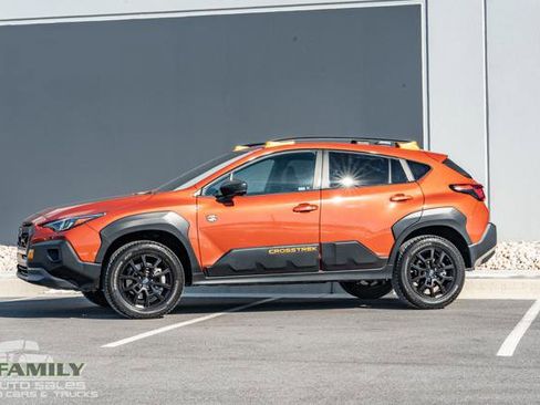 Used 2024 Subaru Crosstrek 2.5i Wilderness w/ Crosstrek Mirror Package image 3