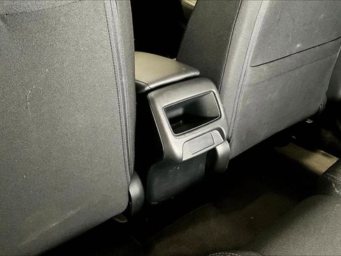 Used 2023 Honda HR-V LX image 10