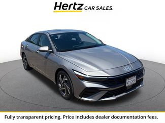 Used 2025 Hyundai Elantra SEL FWD video 1