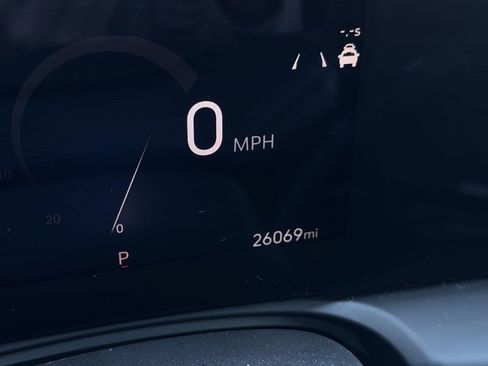 Used 2025 Buick Encore GX Preferred AWD/4WD image 15