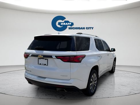 Used 2023 Chevrolet Traverse Premier AWD/4WD image 5