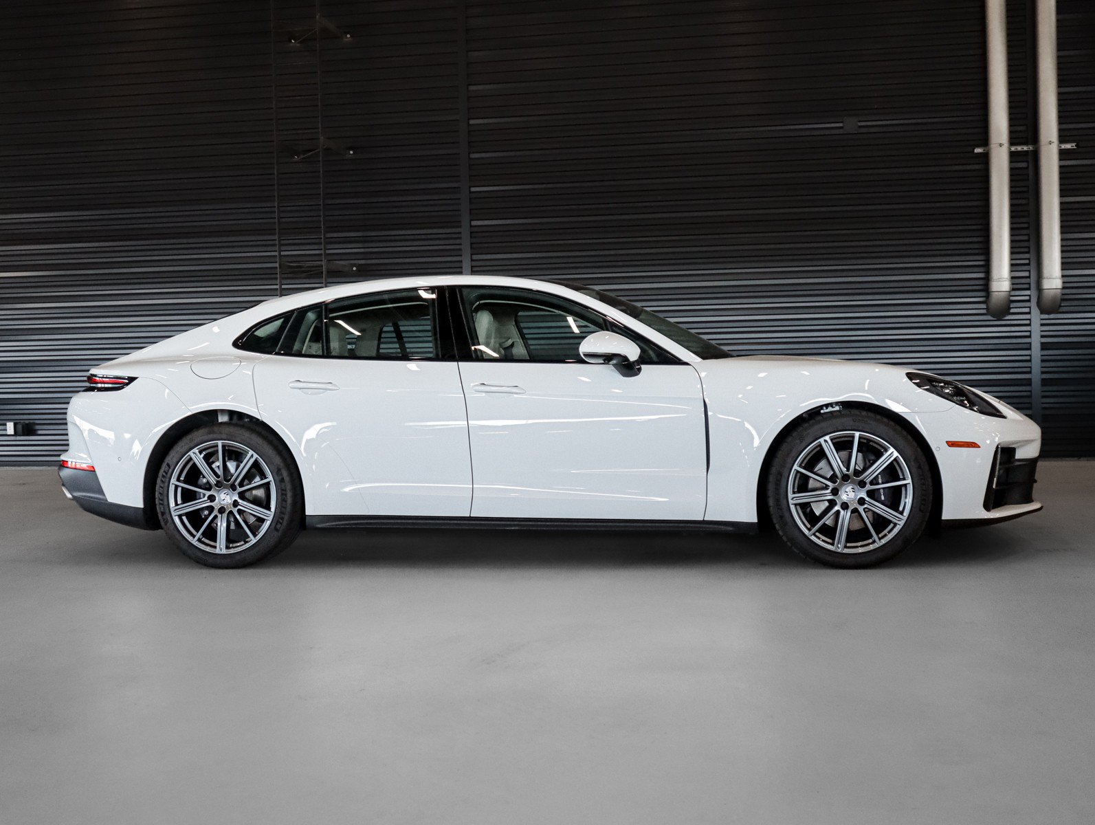 Certified 2026 Porsche Panamera RWD image 11