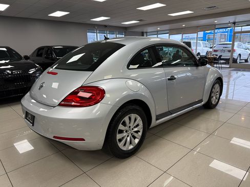 Used 2014 Volkswagen Beetle 1.8T image 2