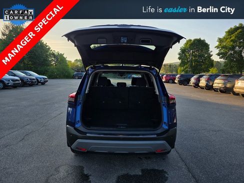 Used 2023 Nissan Rogue SV image 10