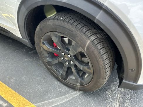 Certified 2020 Ford Explorer ST w/ ST Street Pack AWD/4WD image 9