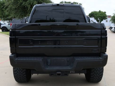 Used 2022 Ford F250 Limited w/ FX4 Off-Road Package AWD/4WD image 6