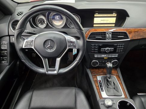 Used 2012 Mercedes-Benz C 250 Sedan image 10